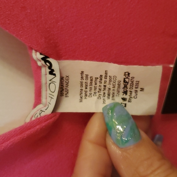 Sexy form fitting maxi dress - Picture 5 of 5